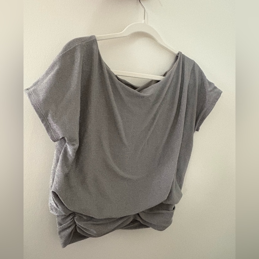 Express Metallic Ruched Banded Bottom Top - Picture 4 of 8